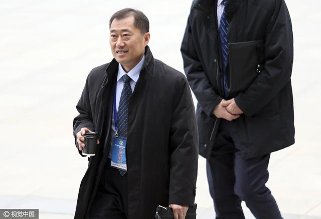 《普罗米修斯》是有些让人掉看的。